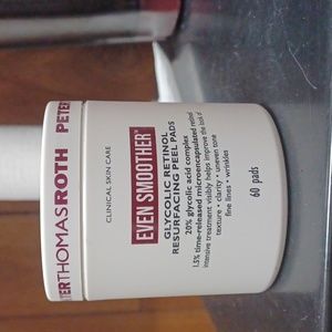 Peter Thomas Roth glycolic retinol resurfacing peel pads